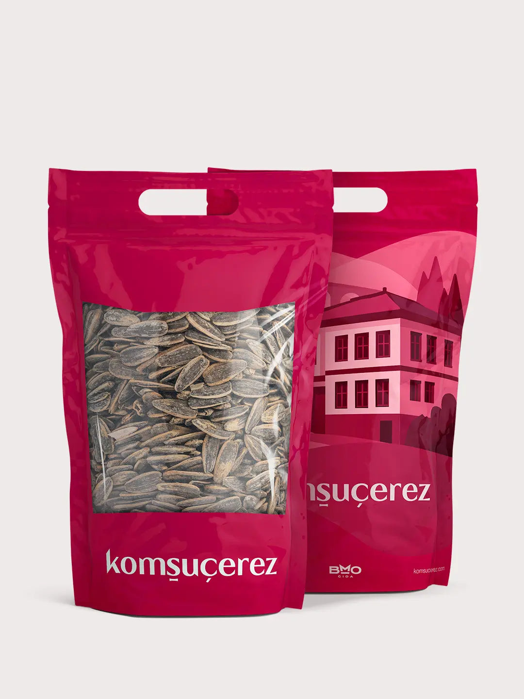 komşuçerez Tuzlu Siyah Ay Çekirdeği Paket